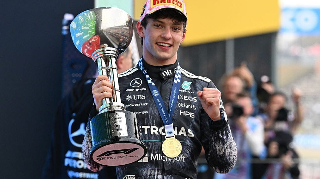2026 Japanese Grand Prix Kimi Antonelli Suzuka Japan the youngest driver to lead the Driver's Championship