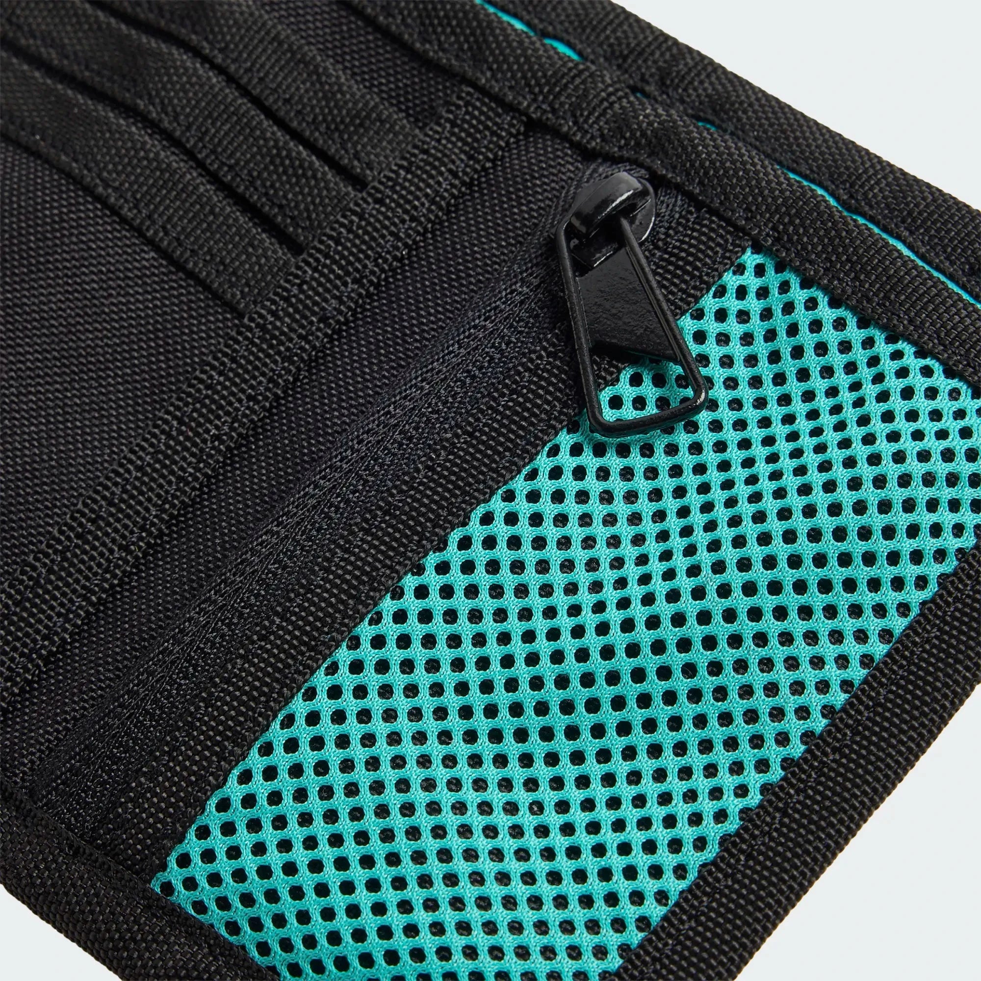 Mercedes - AMG Petronas F1 DNA Wallet - Black Wallets Mercedes AMG Petronas