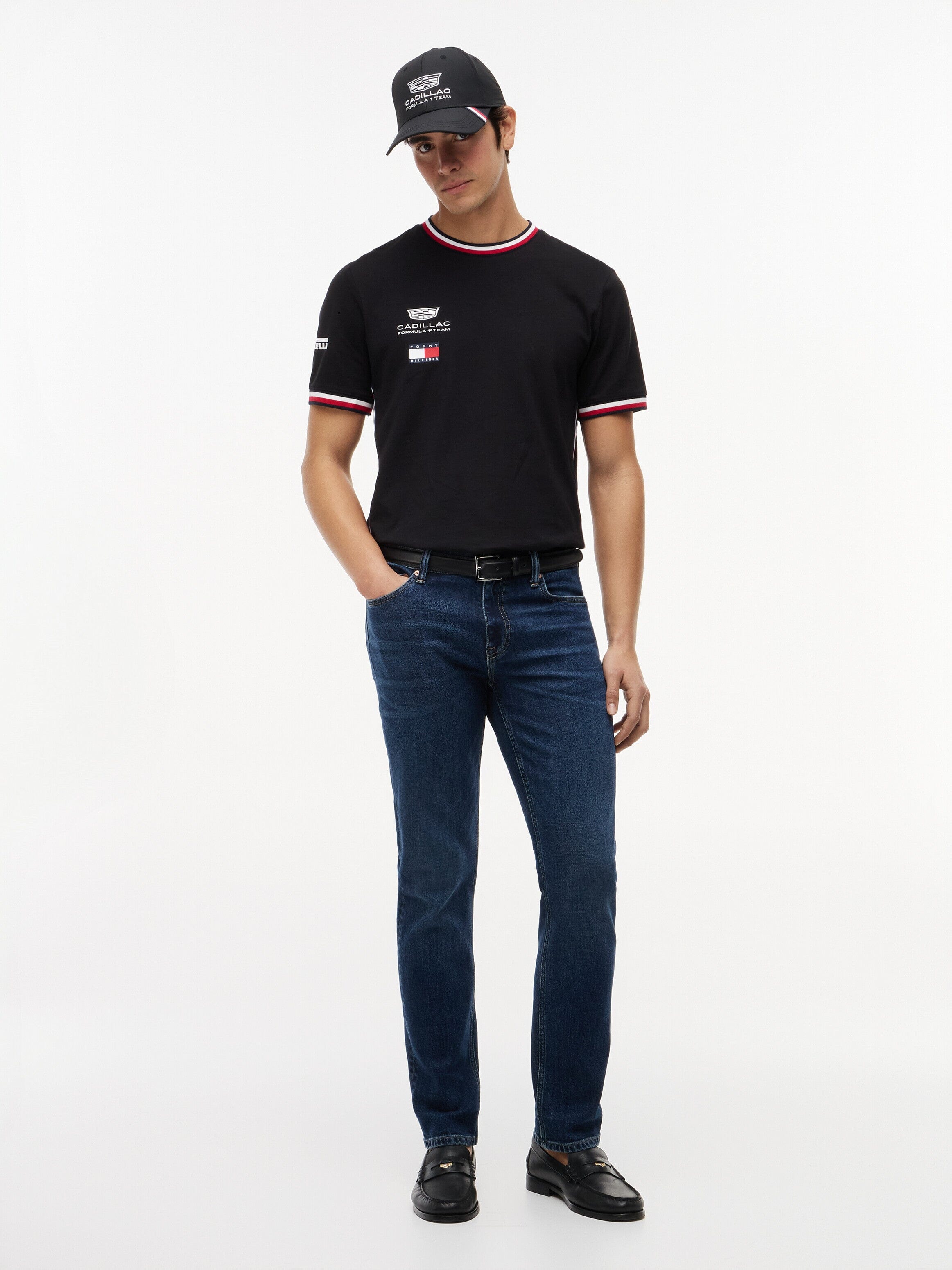 Cadillac F1 2026 Team T-Shirt - Black/White T-shirts Cadillac F1