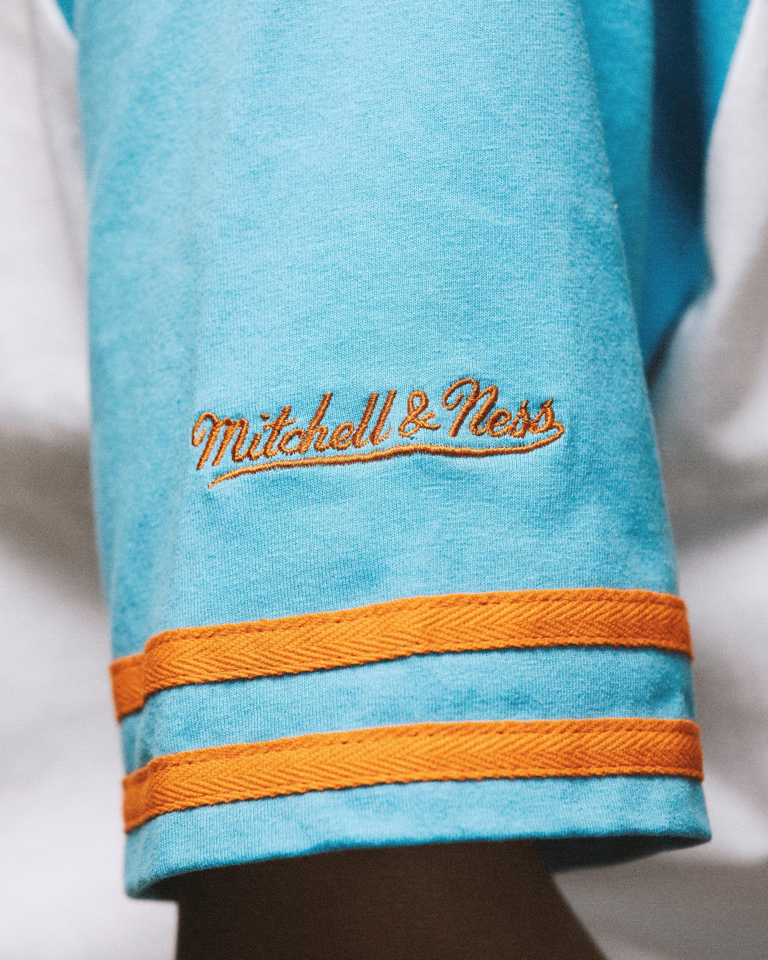 McLaren Racing F1 Special Edition Miami GP Mitchell & Ness Baseball Jersey - Blue/Pink Jersey McLaren-Castore