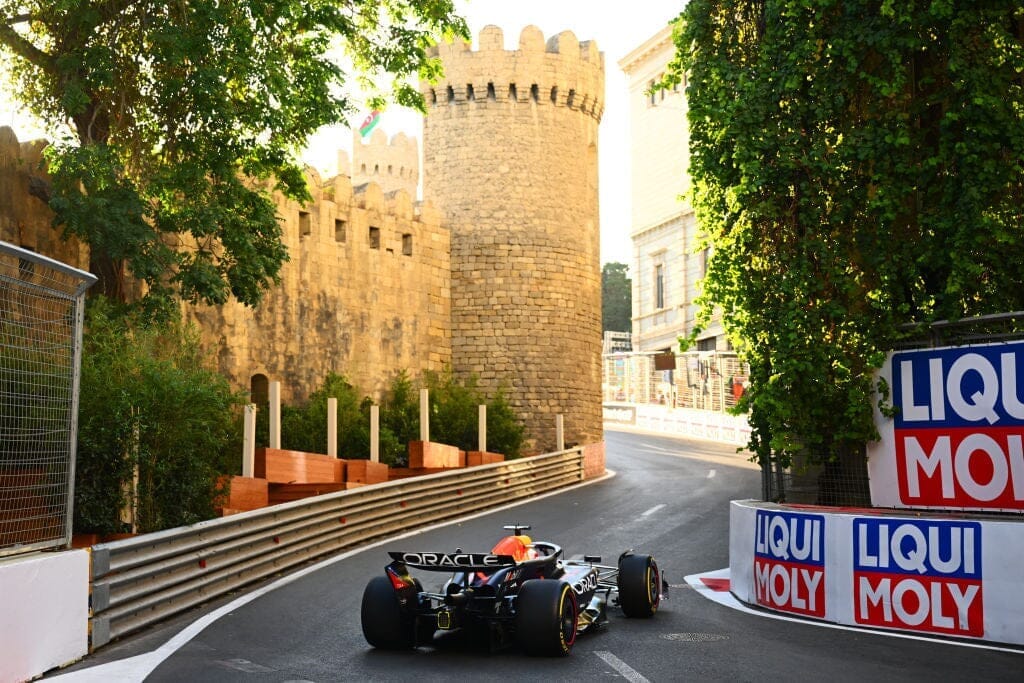 Thread the Needle, Steal the Crown: Baku’s Streetfight