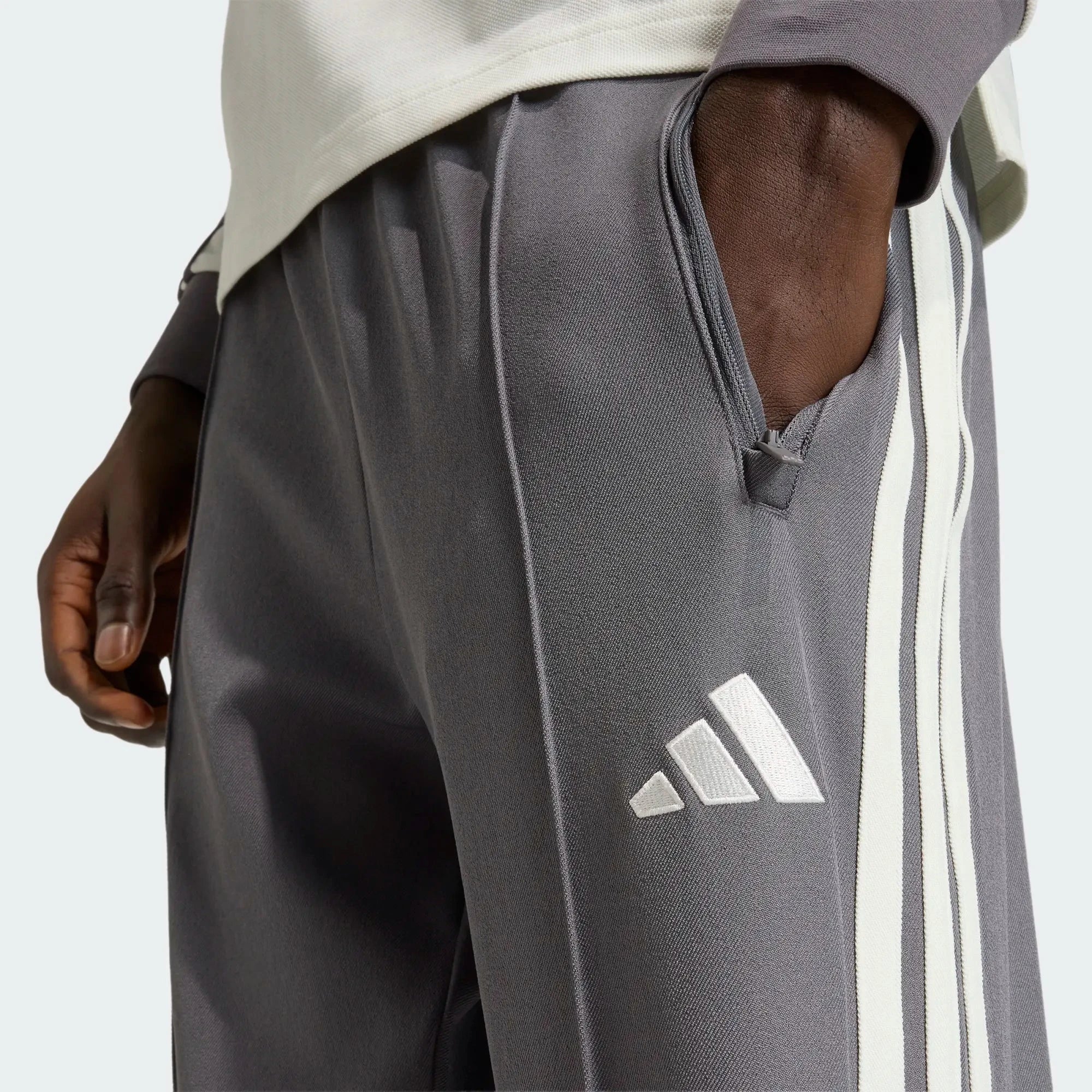 Mercedes - AMG Petronas Formula One Men's Silver Arrows Track Pants - Gray Pants Mercedes AMG Petronas 