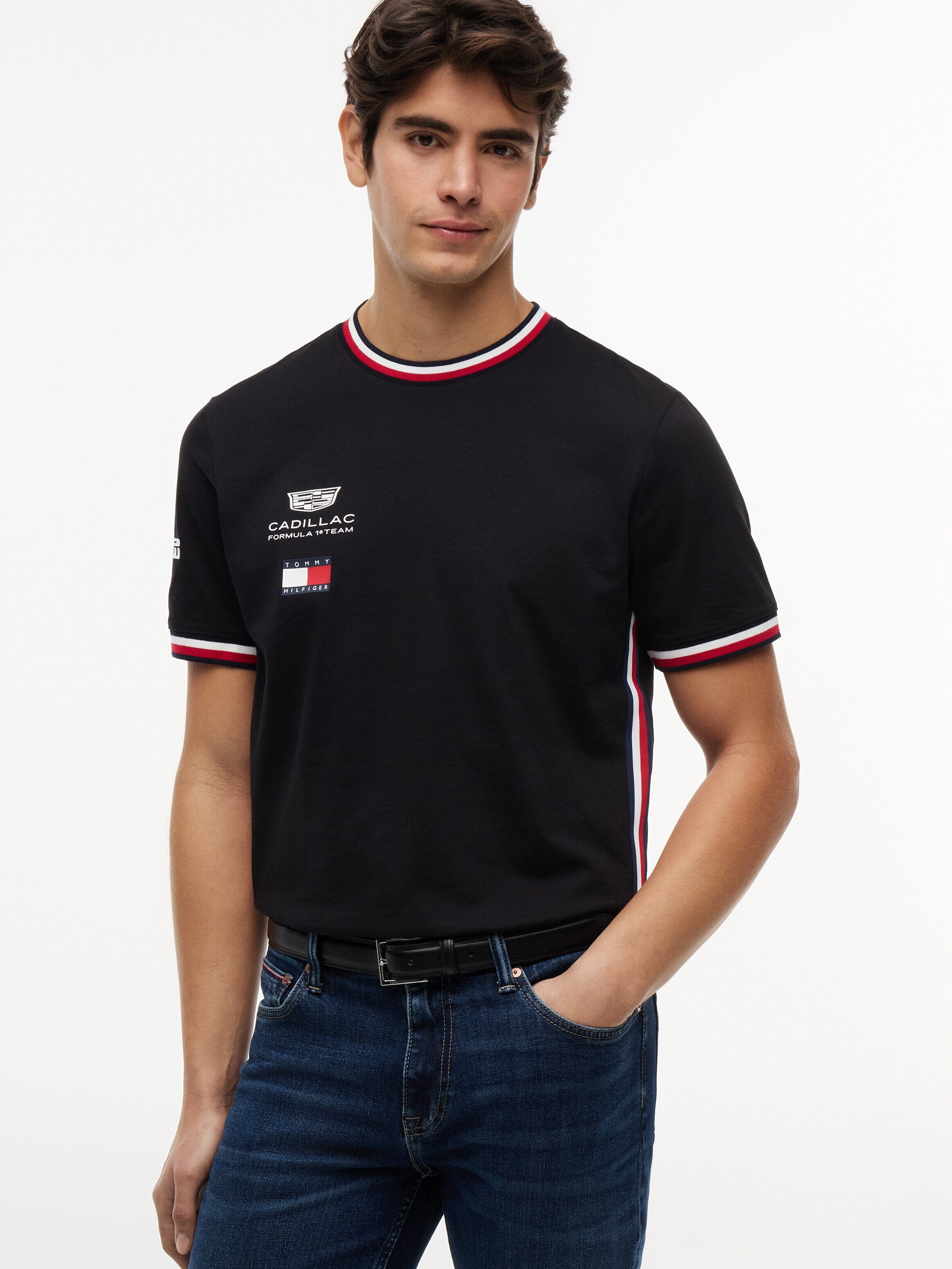 Cadillac F1 2026 Team T-Shirt - Black/White T-shirts Cadillac F1 