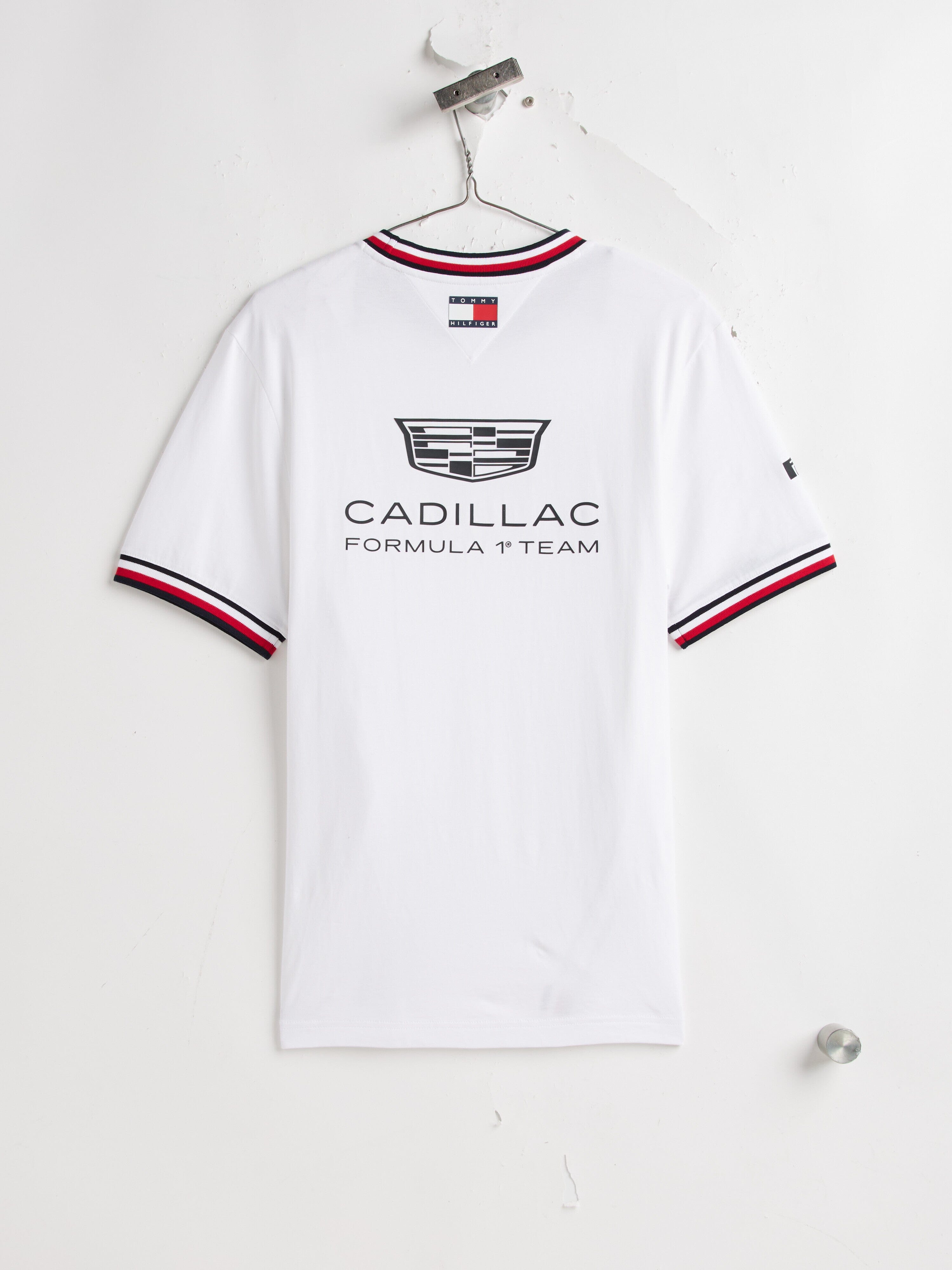 Cadillac F1 2026 Team T-Shirt - Black/White T-shirts Cadillac F1 