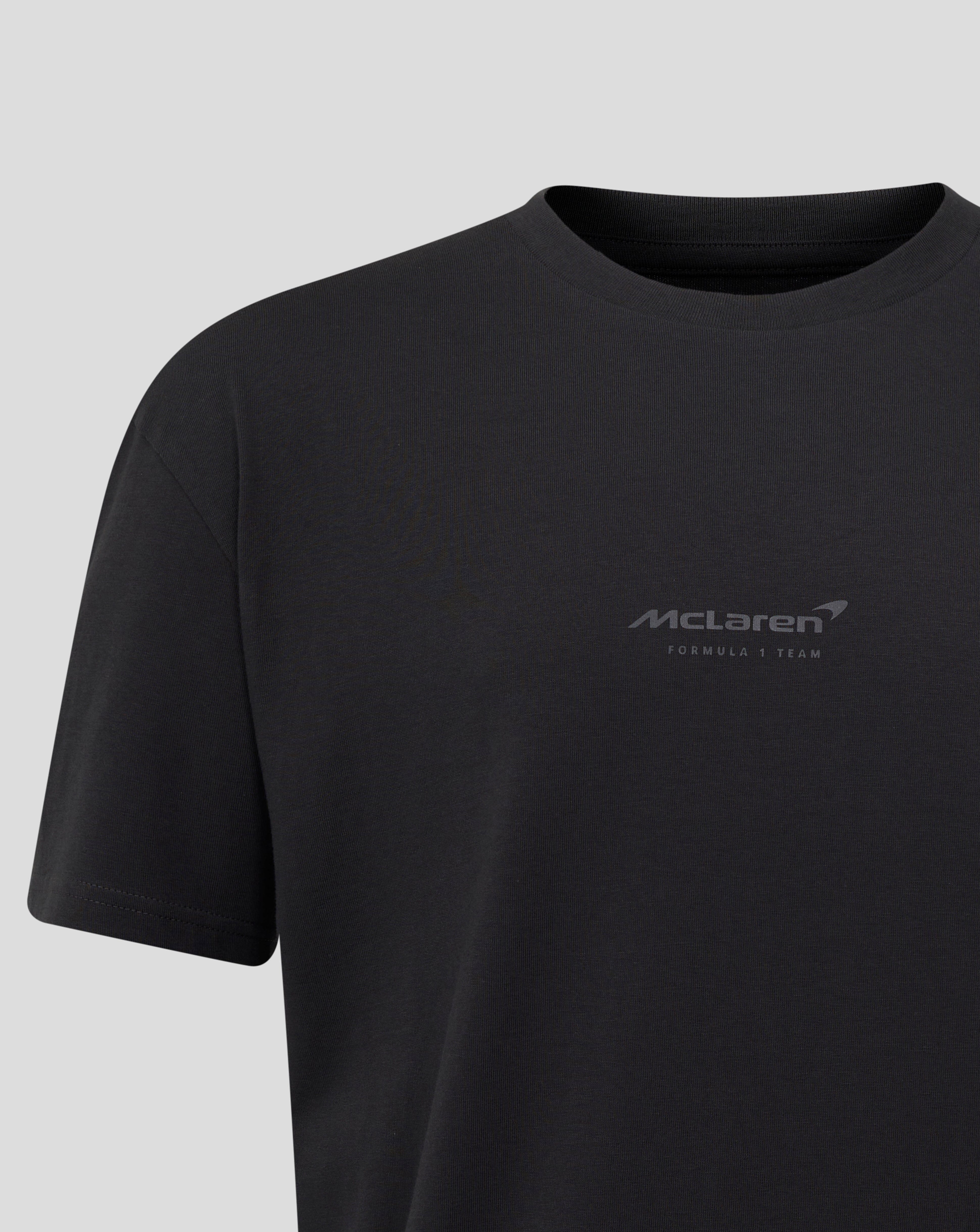 McLaren F1 Night Race Graphic T-Shirt - Phantom/Evening Primrose T-shirts McLaren-Castore 