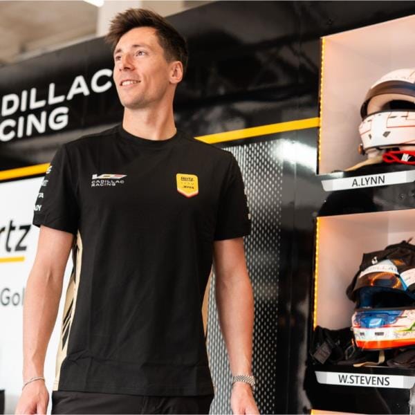 Cadillac Hertz Team Jota Men's WEC T-Shirt - Black – CMC Motorsports®