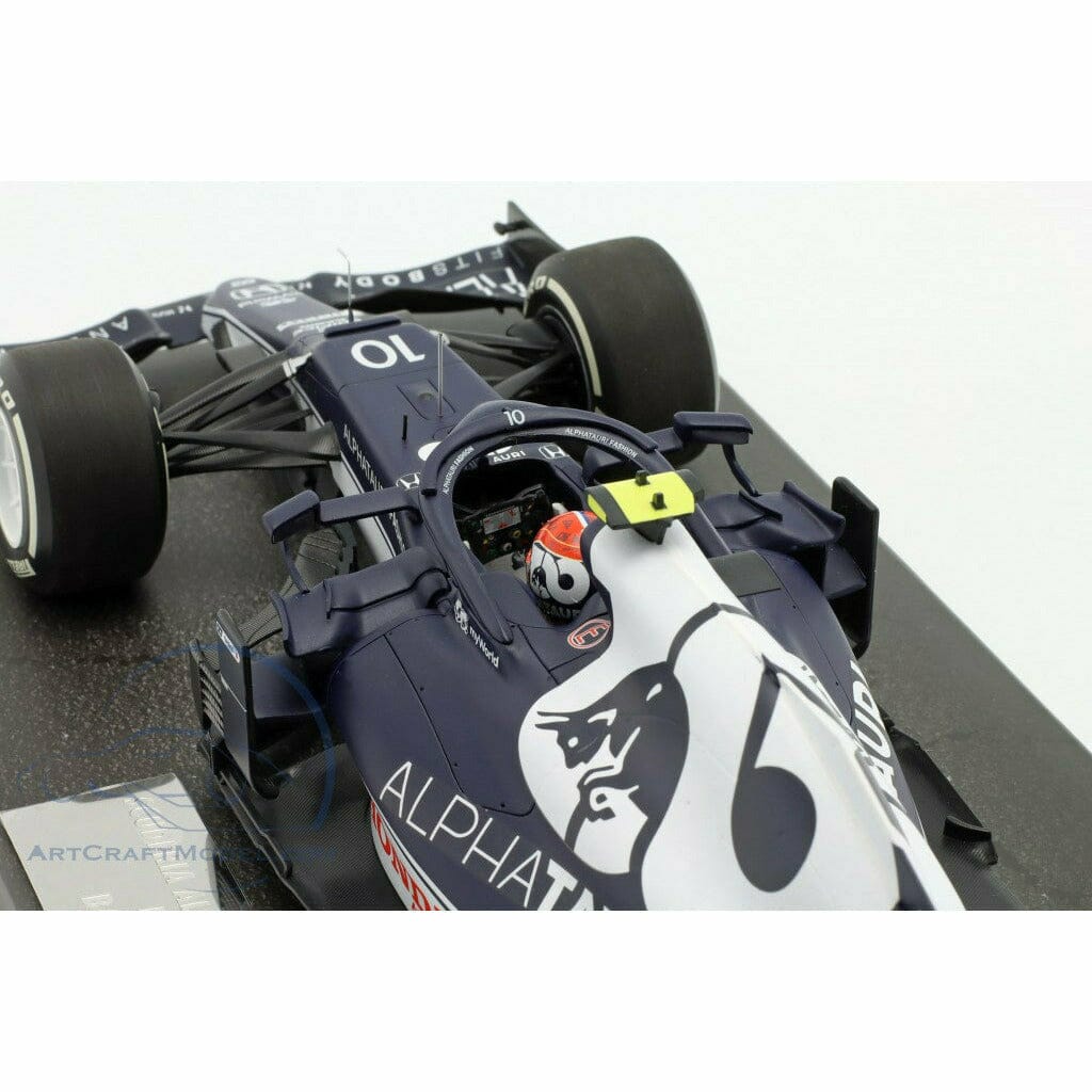 Scuderia Alpha Tauri F1 Pierre Gasly Honda At2 Bahrain GP 1:18 Model Car - Minichamps Model Cars White Smoke