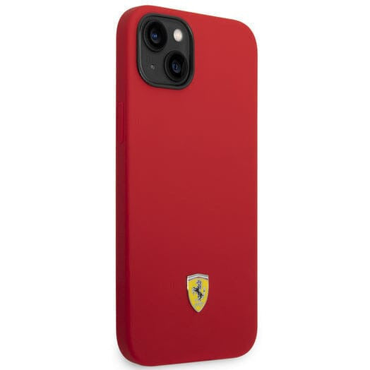 Scuderia Ferrari SILICONE BLACK CASE METAL LOGO BLACK CAMERA OUTLINE - iPhone 14 Phone Cases Brown